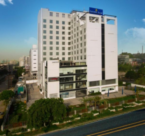 Гостиница Golden Tulip Vasundhara  Газиабад